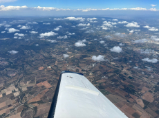 SWISS PRIVATE FLYING SUCHT GESCHÄFTSPARTNER 