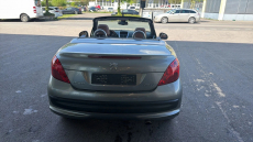 PEUGEOT 207 CC 1.6 16V Turbo Platinium Edition