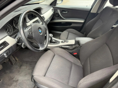 BMW 318d Touring Dynamic Edition