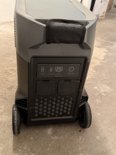 EcoFlow Delta Pro Powerstation 3600 WH + Solarpanel 400W