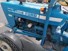 Traktor Ford