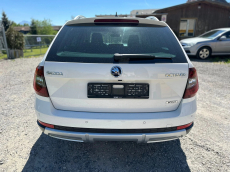 SKODA Octavia Combi 2.0 TSI Scout 4x4 DSG