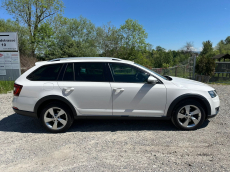 SKODA Octavia Combi 2.0 TSI Scout 4x4 DSG