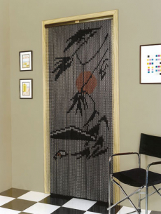Türvorhang mit Design aus eloxierten Aluminiumketten
