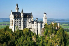 FLÜGE ZUM SCHLOSS NEU SCHWANSTEIN