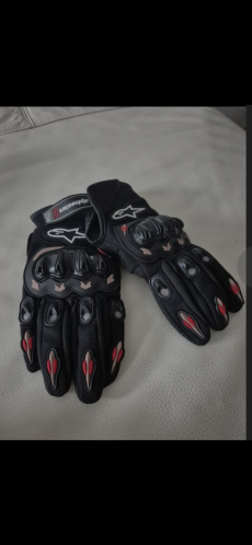 Motorrad- / Fahrradhandschuhe 