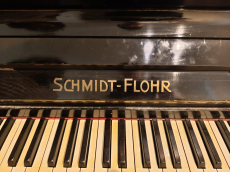 Klavier von 1914 abzugeben Voll funktionstüchtig - Gratis