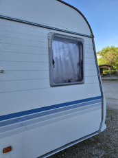 Wohnwagen Adria