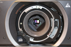 Panasonic PT-DZ110XE*DLP Beamer Projektor 