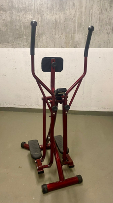 Diverse Fitnessgeräte