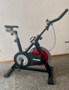 Diverse Fitnessgeräte