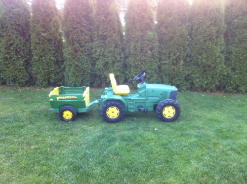 Traktor für Kinder, Trettraktor