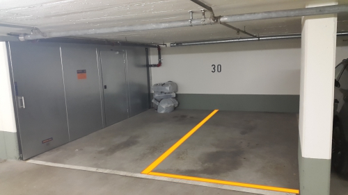 Parkplatz in der Tiefgarage in Kreis 3 zu vermieten