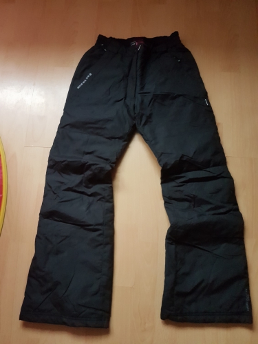 Skihosen Hosen Schneehose Wasserdicht Gr. 164, neu