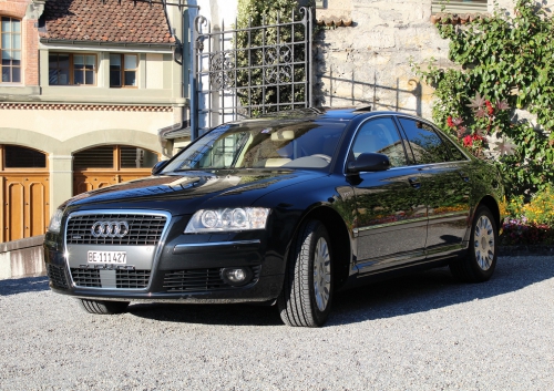 Audi A8  4,2 V8 Quattro tiptronic