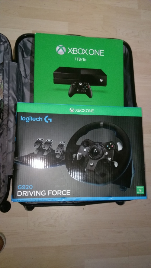 XBox One 1TB Bundle mit Logitech G920 Lenkrad