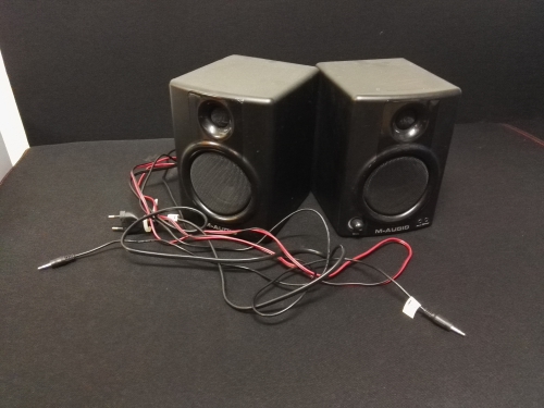 M-Audio V30 Boxen