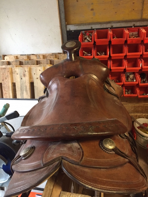 Div.fürs Pferd Sättel,Micklem zaum,Decken,Sattelpad u.s.w