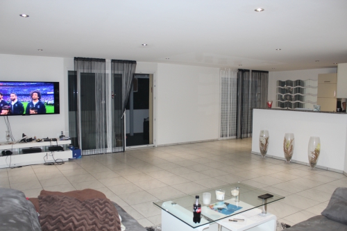 5.5 Zimmer Wohnung inkl. 2 Tiefgaragenparkplätzen