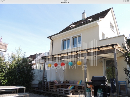 Super schönes Einfamilienhaus in Binningen
