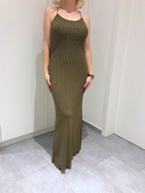 Grünes Kleid für den Abend