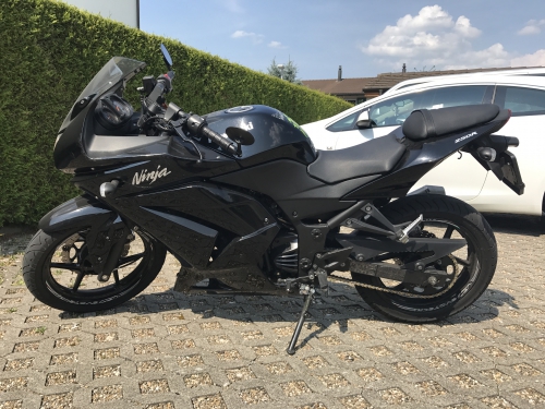  Kawasaki Ninja 250 R 