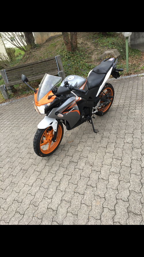 Honda CBR 125 