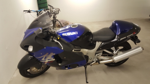 Suzuki Hayabusa GSX 1300 R