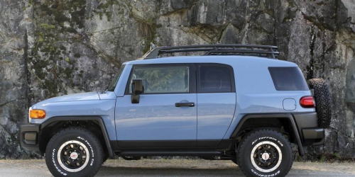 TOYOTA FJ CRUISER 