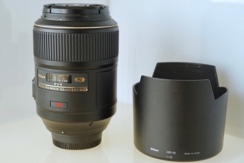 Nikkor AF-S VR Nikon Micro 105 mm /2.8G IF-ED