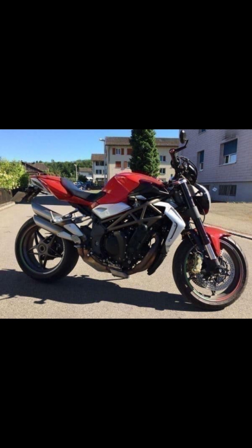 MV Agusta B4 Brutale 990 R