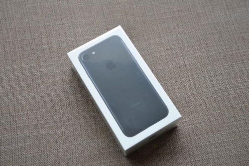 iPhone7 128GB schwarz/matt