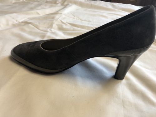 Peter Kaiser Pumps