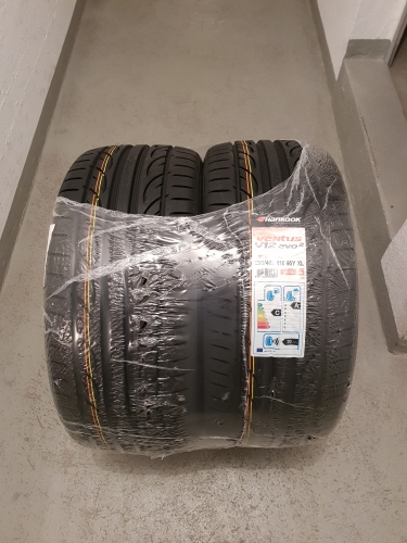 4 FABRIKNEUE Hankook Sommerreifen 235/40/18 Nie Montiert