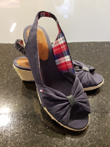 Tommy Hilfiger Sandalen 38