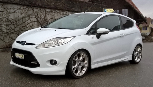 FORD Fiesta 1.6 16V Sport