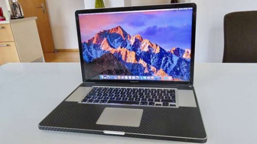 Apple MacBook Pro 17 Zoll Intel Core i7, LIMITED EDITION!