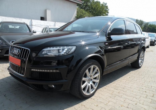 AUDI Q7 3.0 TDI DPF Quattro Tiptr S-LINE