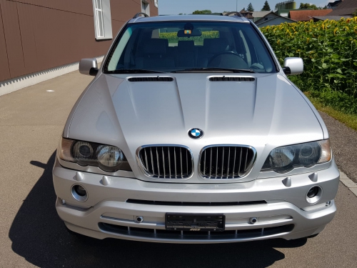 BMW X5 4.4i