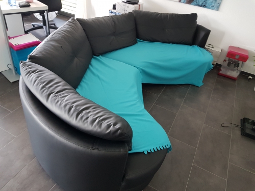 Runde Sofa Lounge zu verschenken