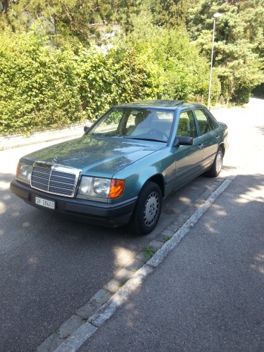 Mercedes200E Mod. Reihe 124