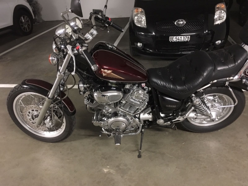 Hab ein Motorrad marke YAMAHA XV 750 31KW