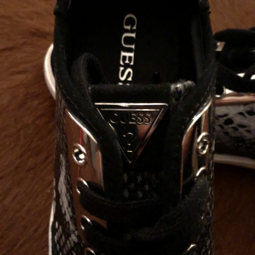 Guess Schuhe Neuwertig 