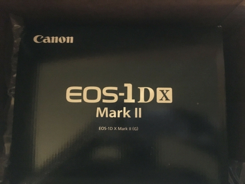 Canon EOS 1D X Mark II ( 1DX mk II ) DSLR kamera  noch neu