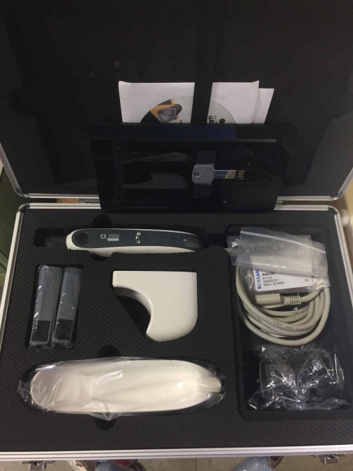 Carestream CS3500 IntraOral Scanner