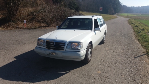 Mercedes Benz W124 E200