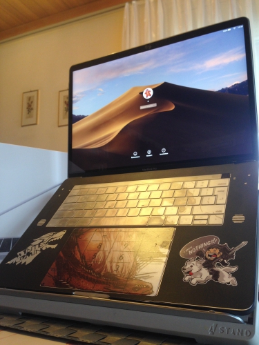 MacBook Pro 15 inch 2018 Max Config ( i9 / 4TB SSD / 32GB) 