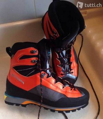 Ungetragene Scarpa Bergschuhe Rebel Lite GTX Men Gr. 40.5