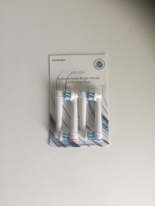 4 Stk. Ersatz-Zahnbürsten für Oral B demesisweb