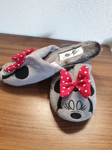 Hausschuhe von Minnie Mouse